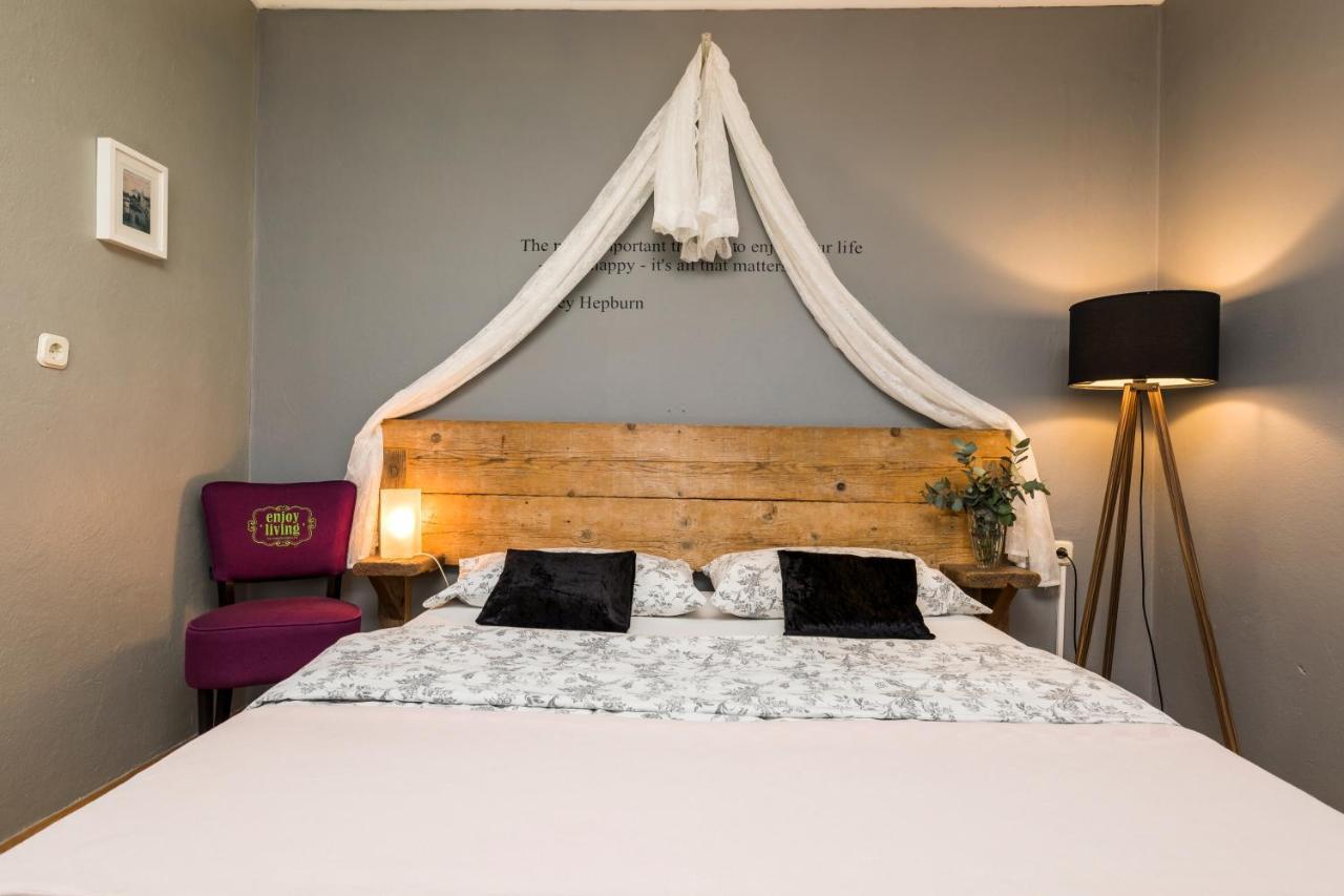 Alaburic Rooms & Apartment Mali Lošinj Екстериор снимка