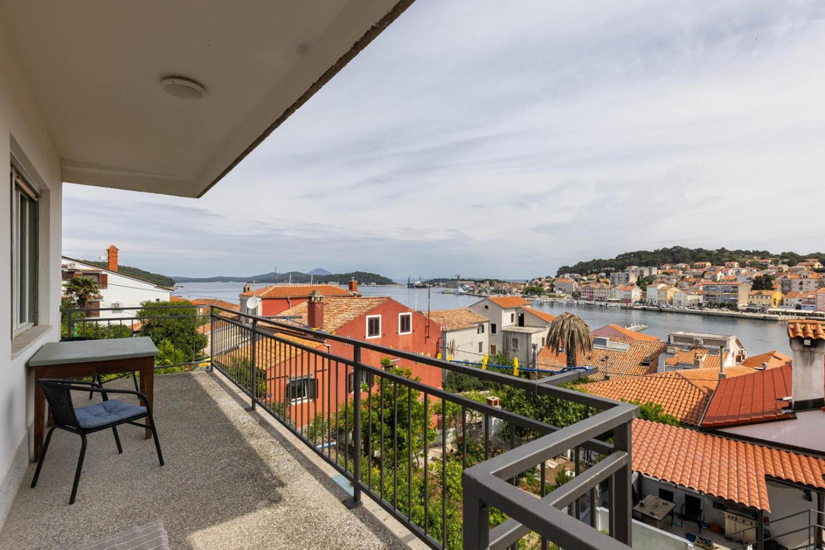 Alaburic Rooms & Apartment Mali Lošinj Екстериор снимка