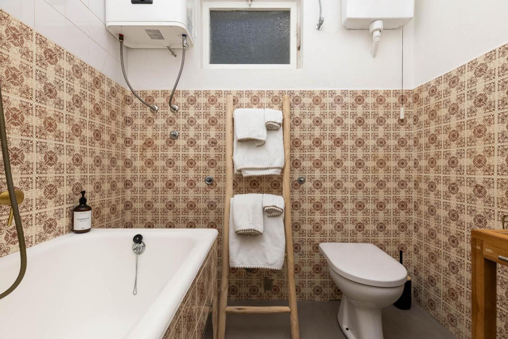 Alaburic Rooms & Apartment Mali Lošinj Екстериор снимка